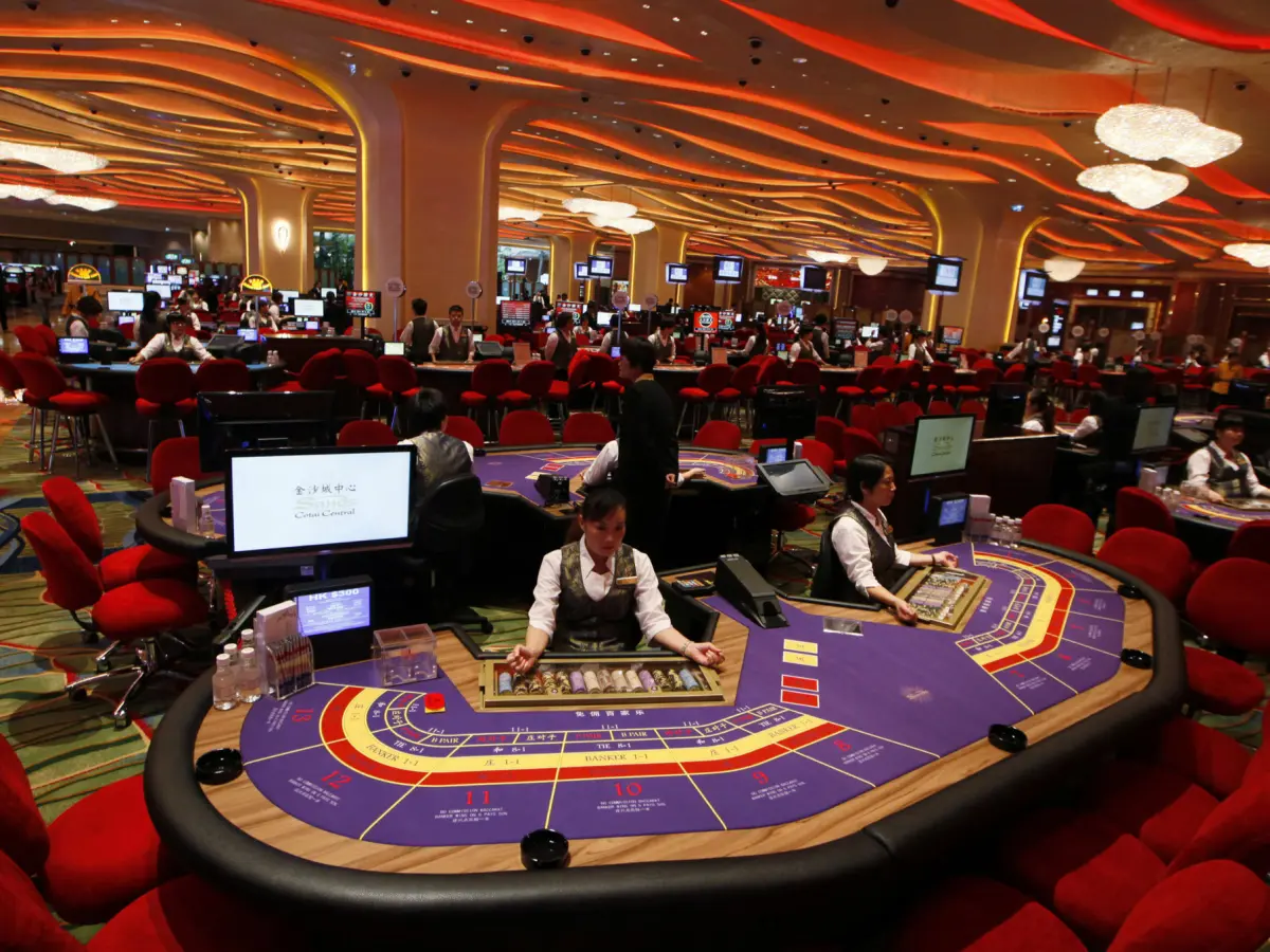 How to Play Big Baccarat